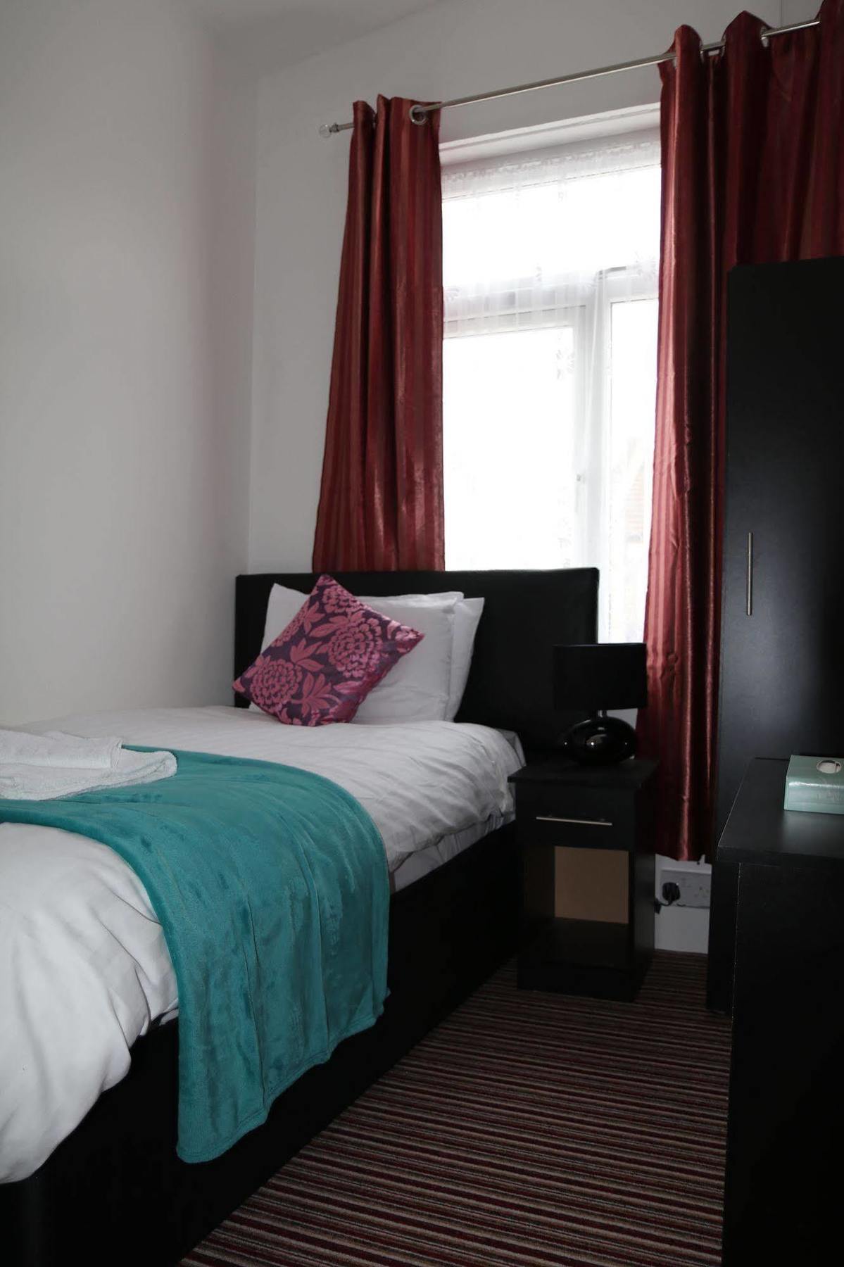 Metro House Star Accommodation Londres Exterior foto